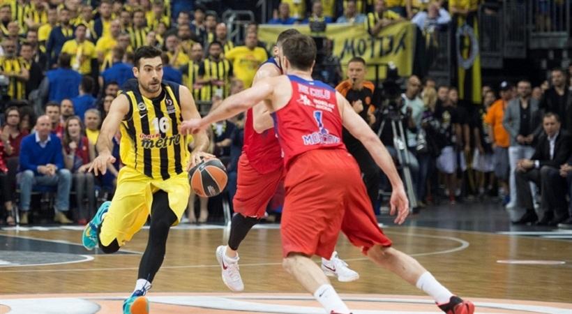 Σλούκας σε Ιτούδη: «Πήγαινε να συγχαρείς το διαιτητή»