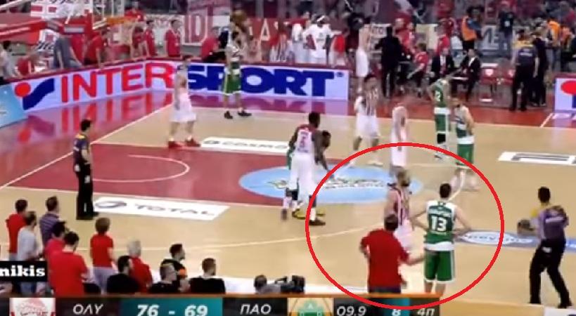 Τιμωρία από Ολυμπιακό στον οπαδό που προσποιήθηκε φάπα στον Διαμαντίδη