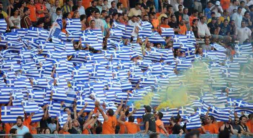 Ελλάδα θα υποστηρίζουν οι οπαδοί του ΑΠΟΕΛ στο ματς με την Κύπρο