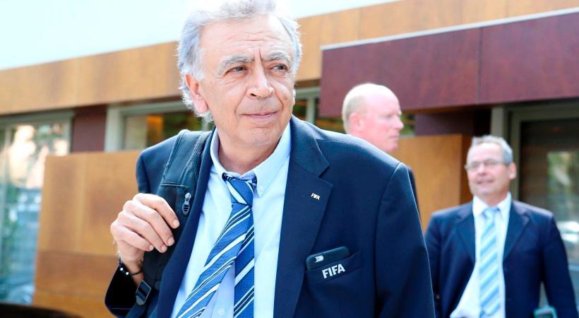 Αιχμή Κουτσοκούμνη για Καραπαπά