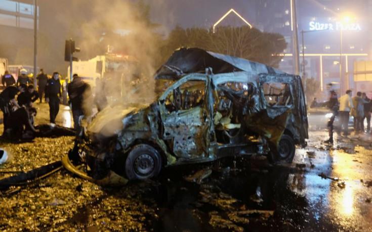 29 νεκροί και 166 τραυματίες από την διπλή επίθεση στην Κωνσταντινούπολη