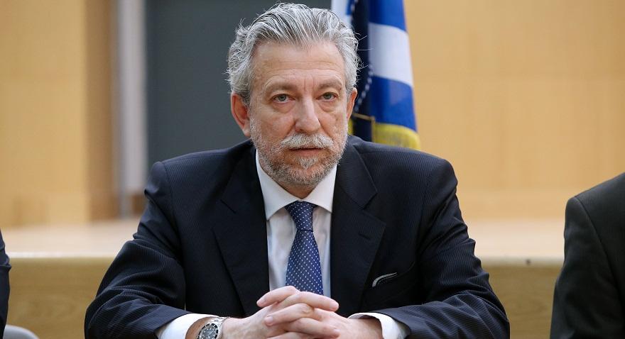 Μπανανία: «Ντου» και bullying σε Κοντονή και δημοσιογράφους!