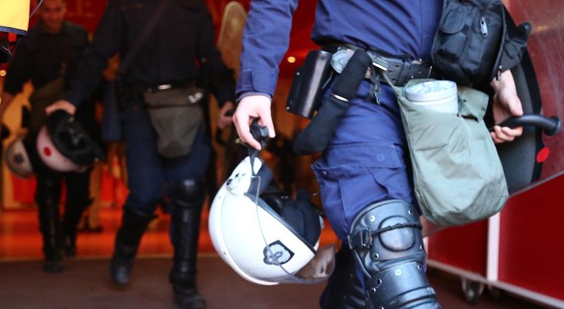 Αστυνομικοί κατήγγειλαν επίθεση από οπαδούς του Ολυμπιακού στο «Γ. Καραϊσκάκης»