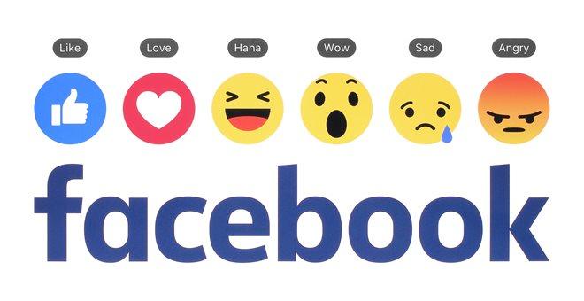 Δύο δισεκατομμύρια χρήστες μετρά το Facebook