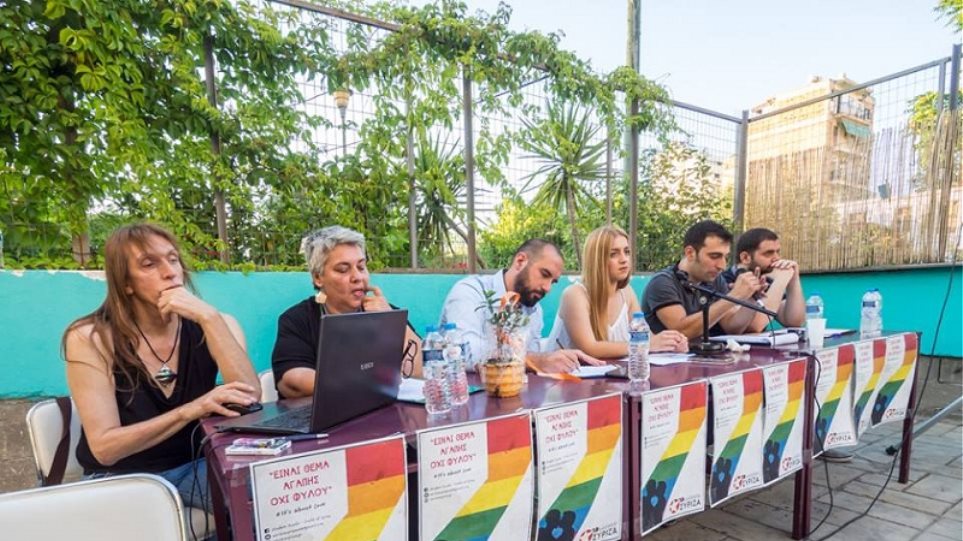 ΤζανακÏÏοÏλοÏ: «Nαι ÏÏον ÏολιÏÎ¹ÎºÏ Î³Î¬Î¼Î¿ και Ïην ÏεκνοθεÏία αÏÏ Î¿Î¼ÏÏÏλα ζεÏγάÏια»