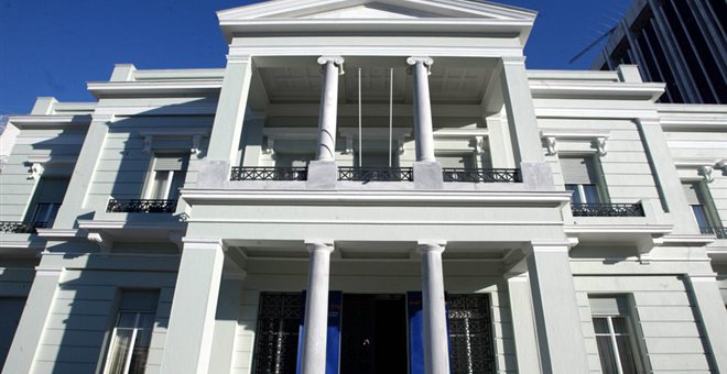 Σε απέλαση Ρώσων διπλωματών προχωρά η Αθήνα
