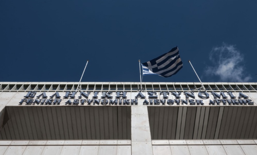 Στη ΓΑΔΑ δύο μέλη του Ρουβίκωνα