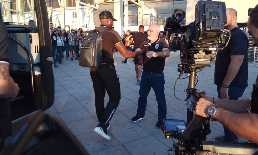 Î¥ÏÎ¿Î´Î¿ÏÎ® ÏÎ¿Ï Î£Î±Î²Î²Î¯Î´Î· ÏÏÎ·Î½ Î±ÏÎ¿ÏÏÎ¿Î»Î® ÏÎ¿Ï Î ÎÎÎ (pics)