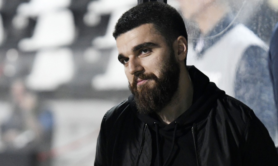 Ποστάρισμα με πιστολέρο Αουγκούστο και Ζαμπά από Σαββίδη (pic)