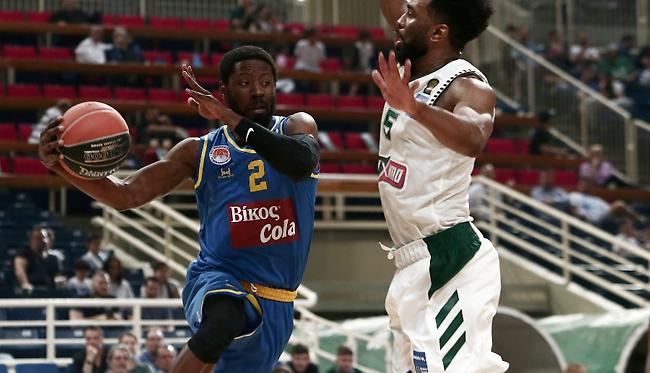 Επανέφερε Σκούτσι Σμιθ το Περιστέρι!