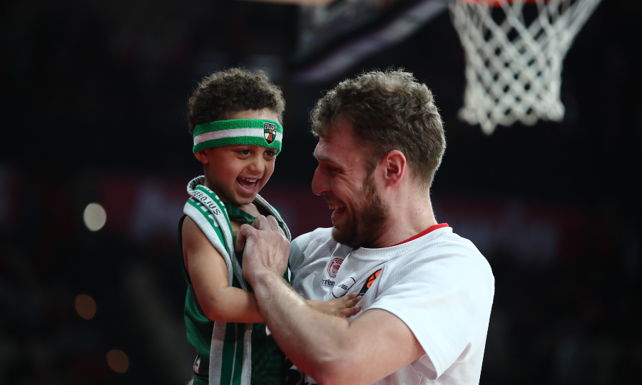 Εικόνα live 28806360/5720.jpg 