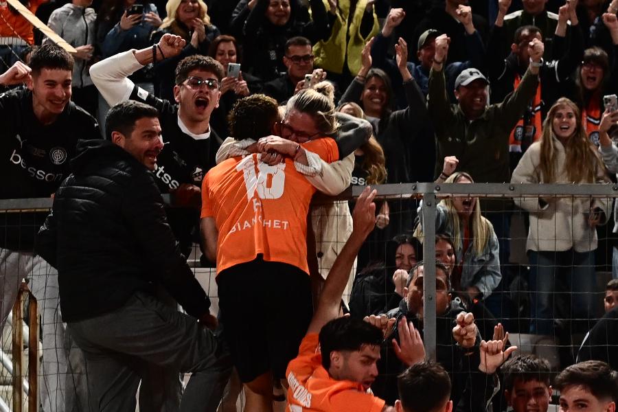 Εικόνα live 28809137/83696.jpg 