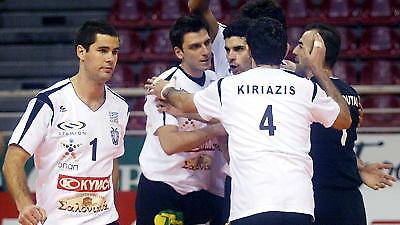 Με το μυαλό στο ντέρμπι