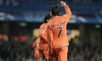 Έξω για τρεις εβδομάδες ο Βίγια