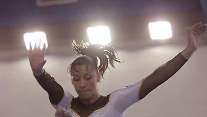 Αποσύρεται η Πόνορ