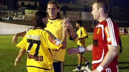 ΑΡΗΣ: Καρατζιοβαλής αντί Κέλεμεν