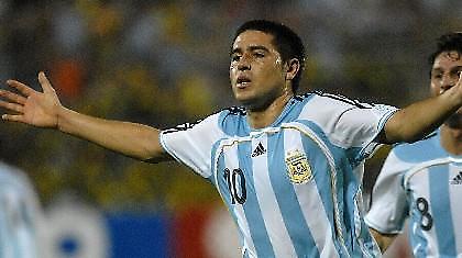 Ρικέλμε: «Ο Κακά είναι ο καλύτερος παίκτης στον κόσμο»