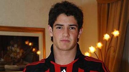 Μπερλουσκόνι: «Θα βάλει 30 γκολ ο Πάτο!»