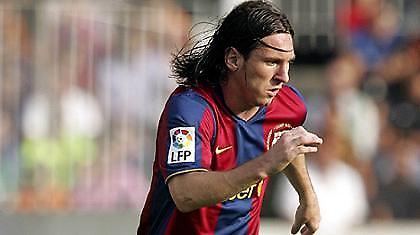 Μέσι: «Προτιμώ να μιλάω στη μπάλα»