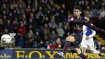 Πρόκριση με δέκα για Άρσεναλ και Τότεναμ