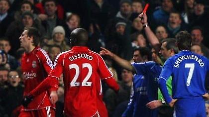 Κράουτς: «Οι ξένοι πέφτουν πολύ εύκολα»