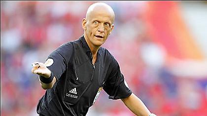 Υπό την προστασία αστυνομικών ο Κολίνα!