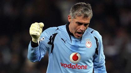 Νικοπολίδης: «Για ένα ακόμα χρόνο στον Ολυμπιακό»