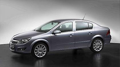 Το νέο Opel Astra 4D