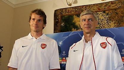 Βενγκέρ: «Θέλω να μείνει ο Λέμαν, αλλά...»