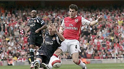 Premier League: Δύσκολες αποστολές για Λίβερπουλ, Άρσεναλ