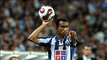 Βλέπει Μποσίνγκουα η Μαν.Γιουνάιτεντ