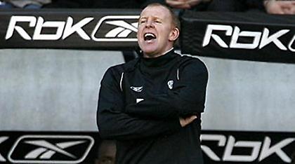 Μέγκσον: «Δεν είναι ενήμερος για επαφές για Ανελκά»