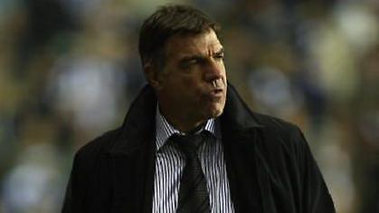 Αλαρντάις: «Δεν παραιτούμαι»