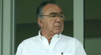 «Ντόπες» και πριμ από Κόκκαλη