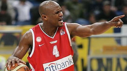 Μπλάκνεϊ: «Γνωρίζουμε καλύτερα ο ένας τον άλλο»