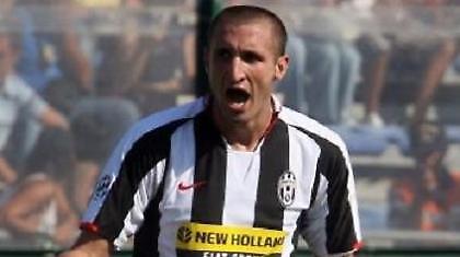 Πλήγμα με Κιελίνι στη «Γιούβε»