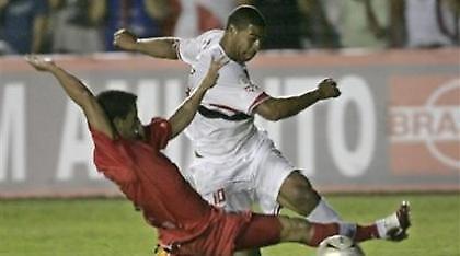 Εντυπωσιακό ντεμπούτο για Αντριάνο