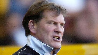 Χοντλ: «Καλύτερα πρωθυπουργός»