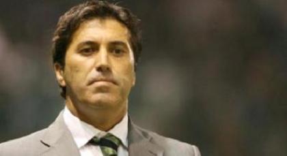 Πεσέιρο: «Στηρίξτε μας»