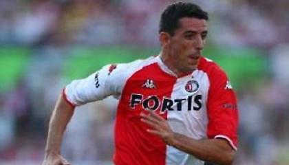 Eredivisie: «Μπαμ» από Εξέλσιορ…