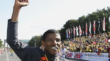 «Σπάει» τα χρονόμετρα ο Γκεμπρεσελασιέ