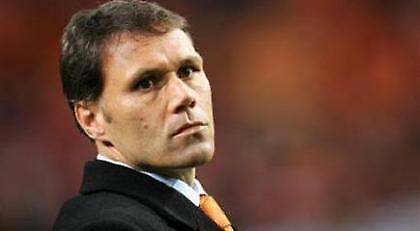 Άλλος Ολλανδός στο τιμόνι του Αμβούργου;