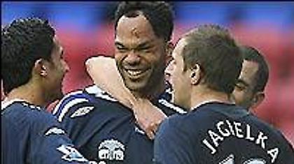 Premier League: «Γκέλα» για «πολίτες», μεγάλη νίκη για «ζαχαρωτά»