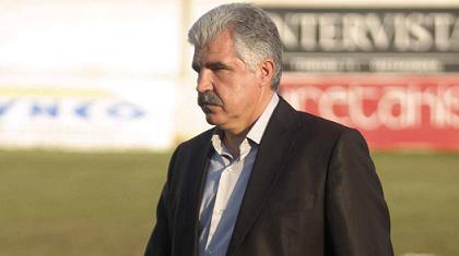 Παράσχος: «Δεν κοιτάμε το Κύπελλο»