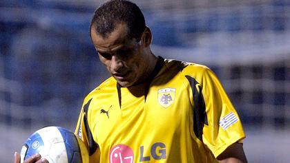 Με Ριβάλντο στην ενδεκάδα