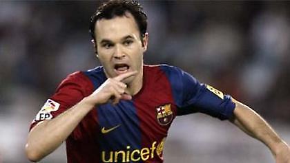«Έδεσε» Ινιέστα η Μπαρτσελόνα