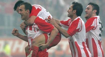 Θέλει να τα χιλιάσει