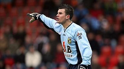 «Παρακολουθεί» Βελθούιζεν η Αρσεναλ