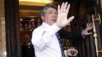 Στηρίζουν Αγκίρε στην Ατλέτικο