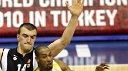 Στο τρίτο γκρουπ η Φενέρ, νίκες για Μάλαγα, Λιέτουβος, Μπαρτσελόνα, Παρτιζάν